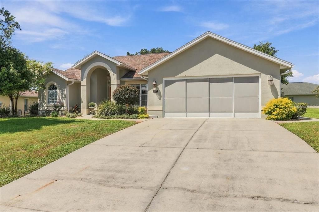 For Sale: $269,000 (3 beds, 2 baths, 1577 Square Feet)
