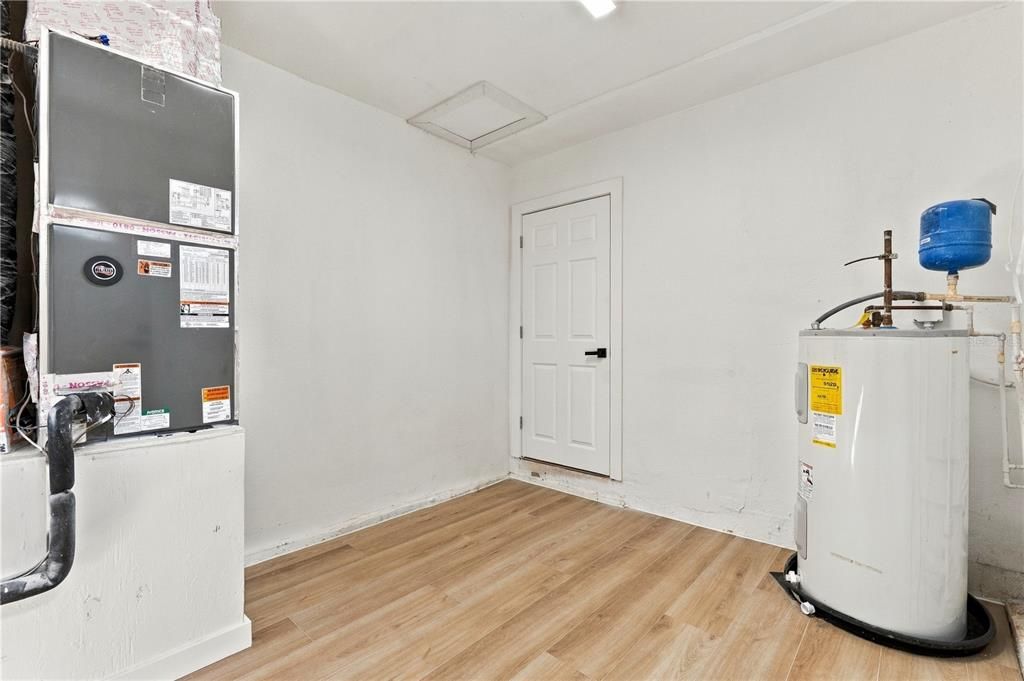 En Venta: $485,000 (4 camas, 2 baños, 1500 Pies cuadrados)