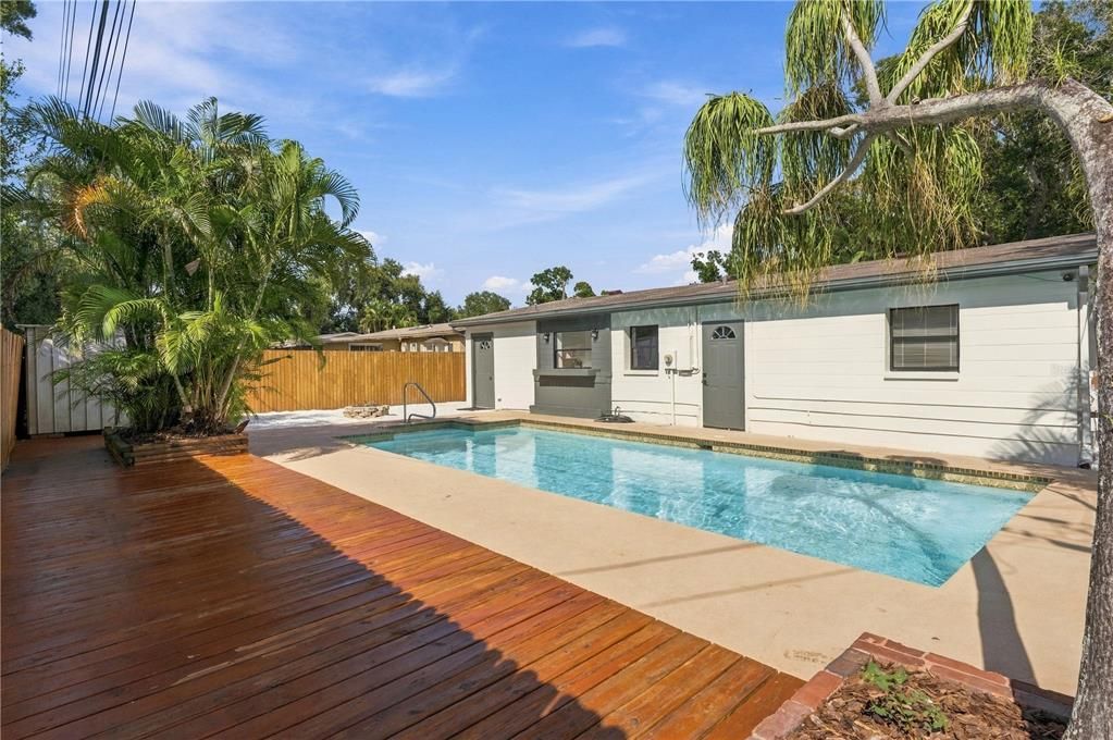 En Venta: $485,000 (4 camas, 2 baños, 1500 Pies cuadrados)