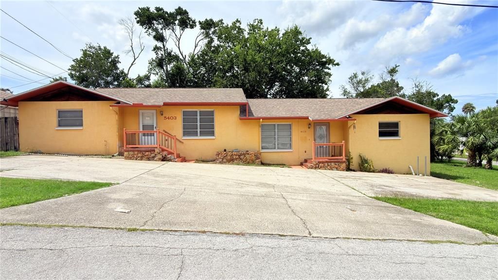 For Sale: $299,900 (4 beds, 0 baths, 2464 Square Feet)