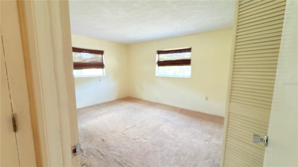 For Sale: $299,900 (4 beds, 0 baths, 2464 Square Feet)