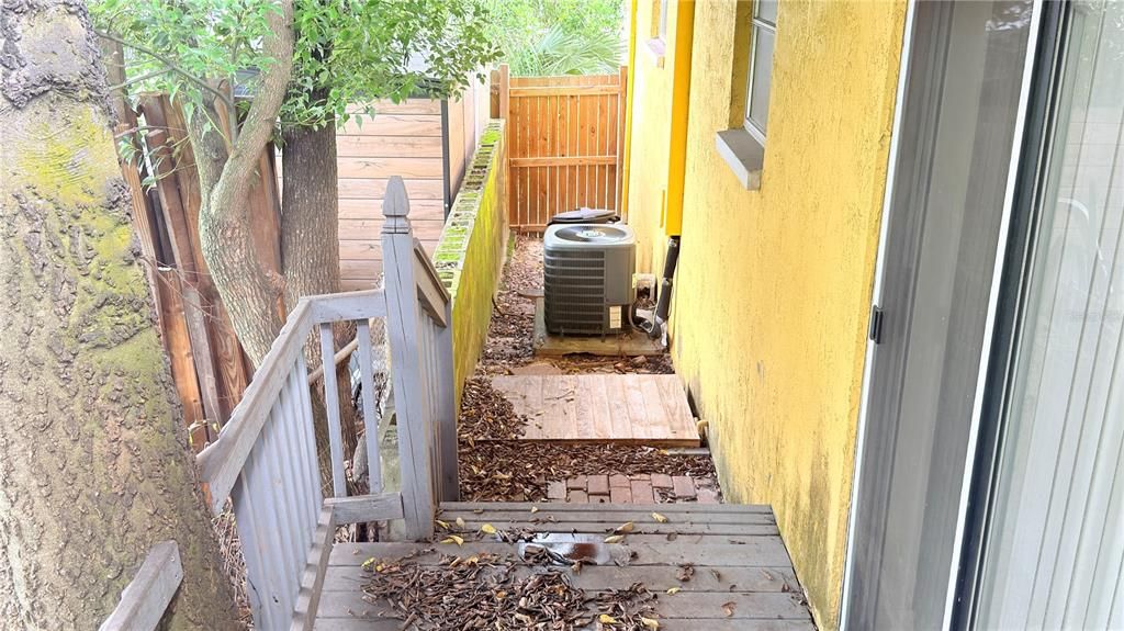 For Sale: $299,900 (4 beds, 0 baths, 2464 Square Feet)