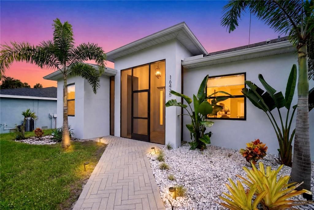 На продажу: $539,900 (3 спален, 3 ванн, 2145 Квадратных фут)