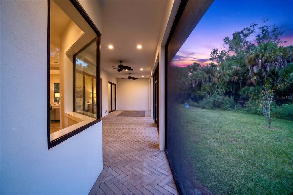 На продажу: $539,900 (3 спален, 3 ванн, 2145 Квадратных фут)