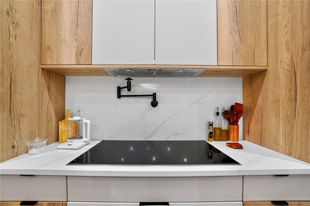 На продажу: $539,900 (3 спален, 3 ванн, 2145 Квадратных фут)