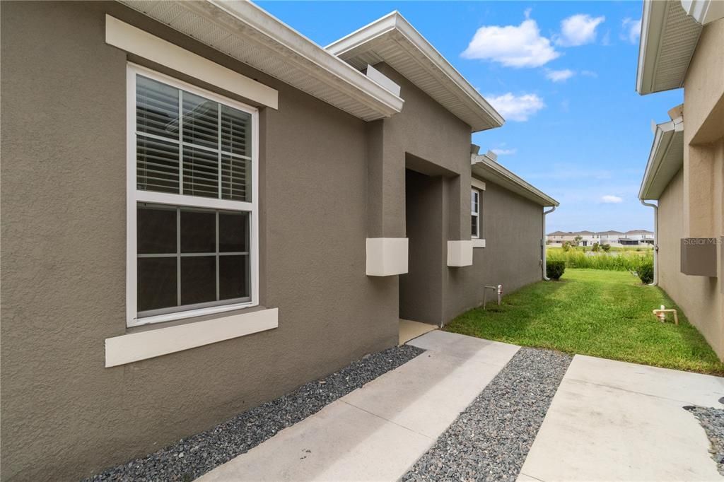 For Rent: $2,100 (3 beds, 2 baths, 1532 Square Feet)