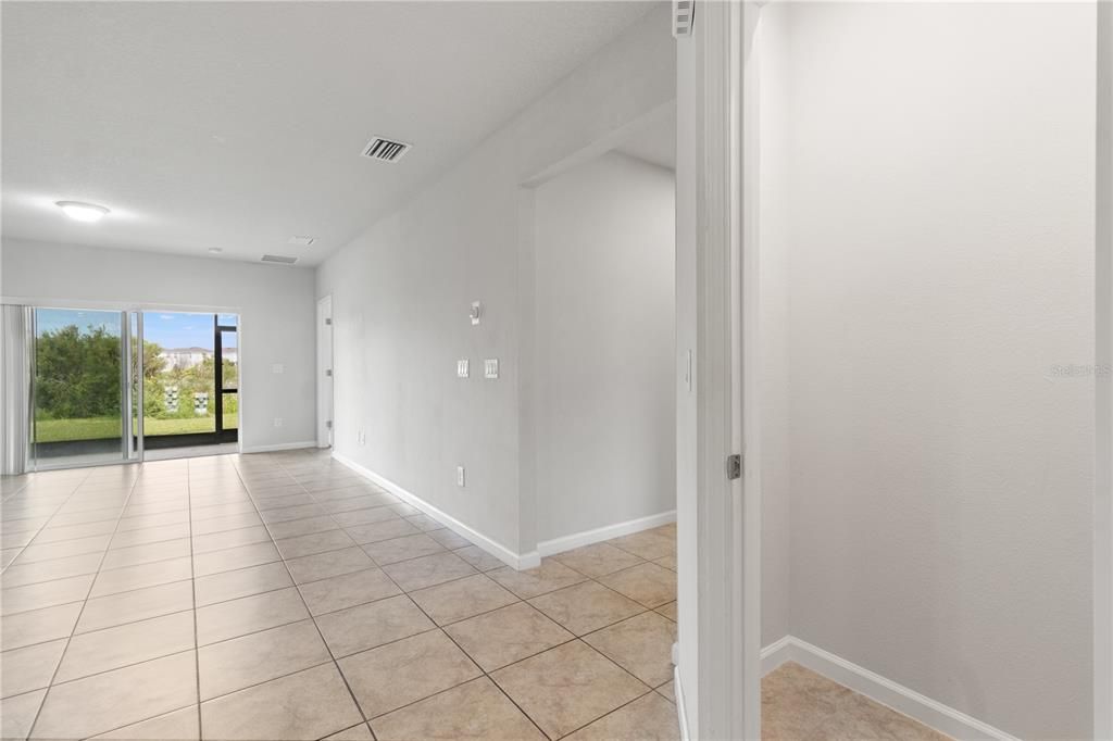 For Rent: $2,100 (3 beds, 2 baths, 1532 Square Feet)