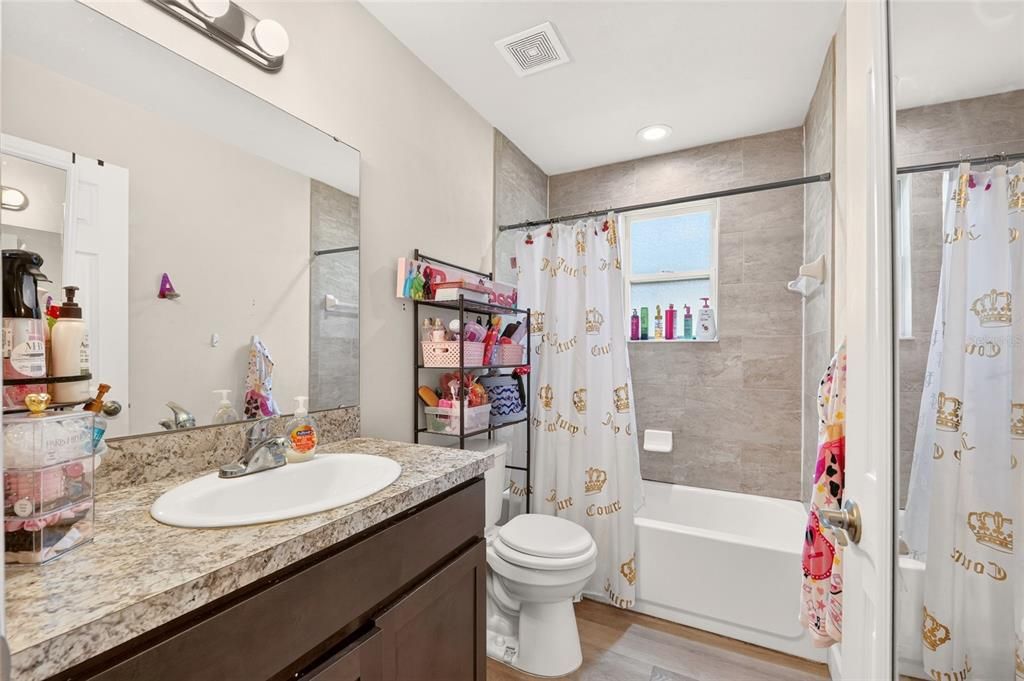 For Sale: $310,000 (3 beds, 2 baths, 1224 Square Feet)