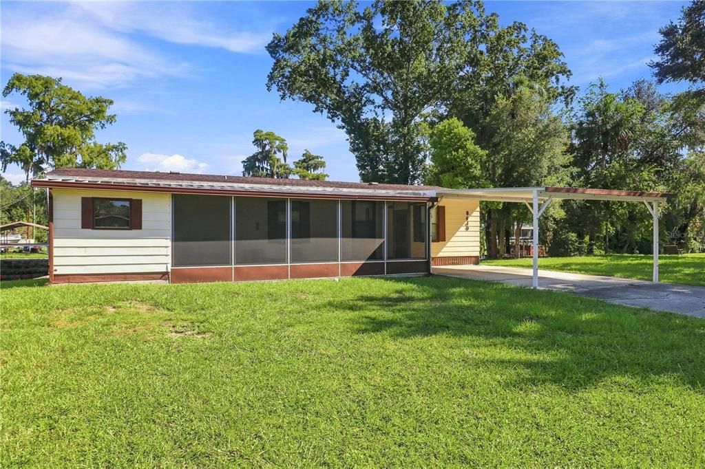 For Sale: $225,000 (2 beds, 2 baths, 1104 Square Feet)