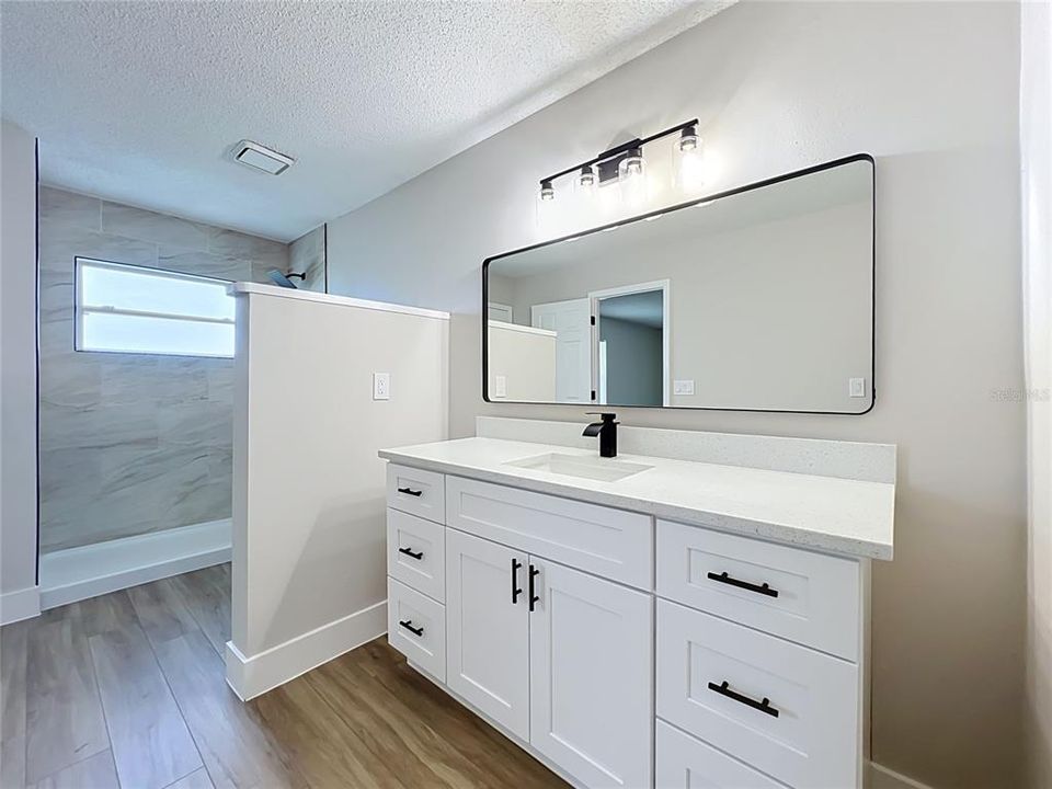 For Sale: $650,000 (4 beds, 2 baths, 2900 Square Feet)