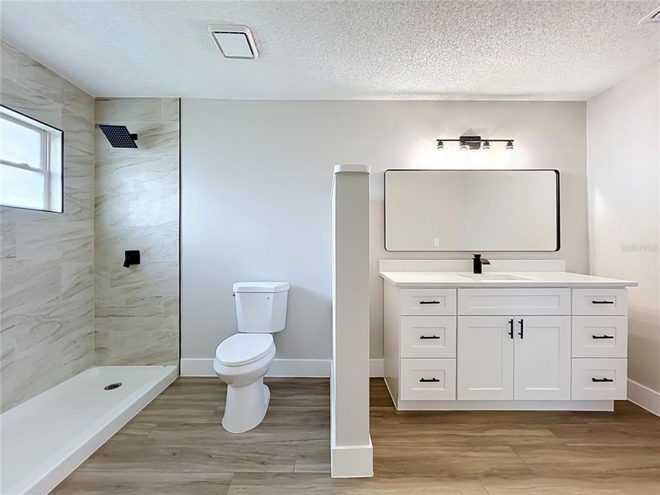 For Sale: $650,000 (4 beds, 2 baths, 2900 Square Feet)