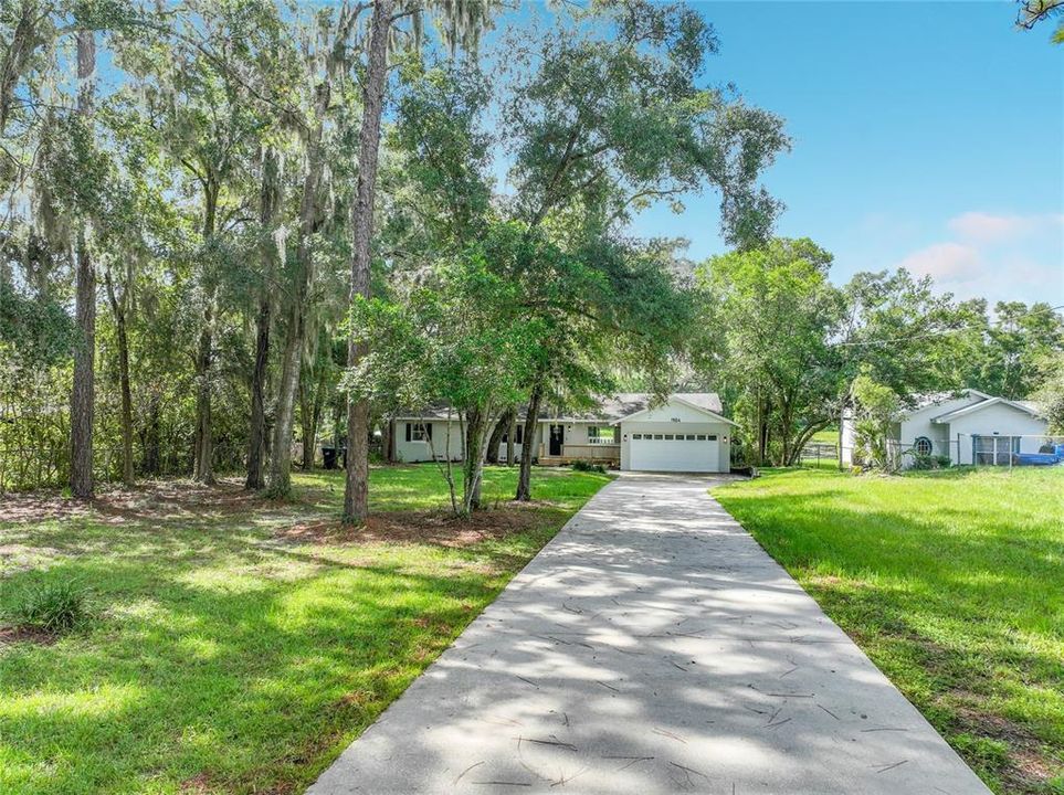 For Sale: $650,000 (4 beds, 2 baths, 2900 Square Feet)