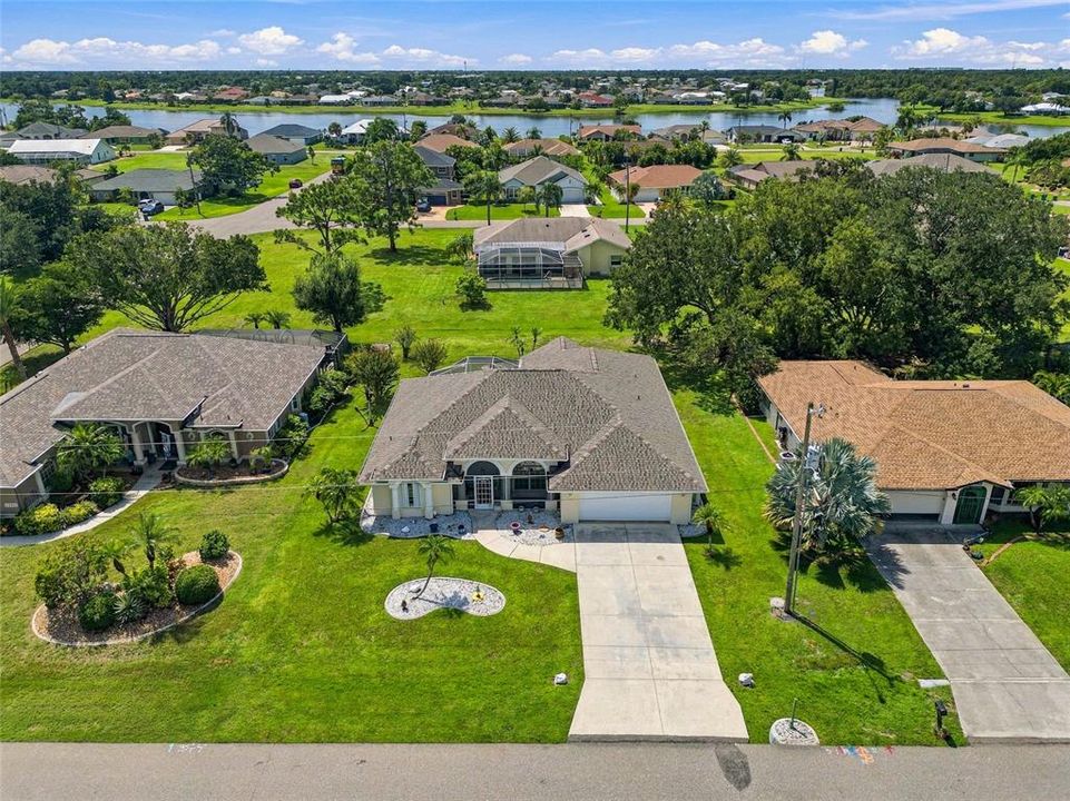 For Sale: $368,000 (3 beds, 2 baths, 2118 Square Feet)