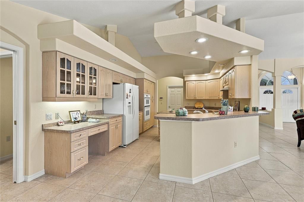 For Sale: $368,000 (3 beds, 2 baths, 2118 Square Feet)