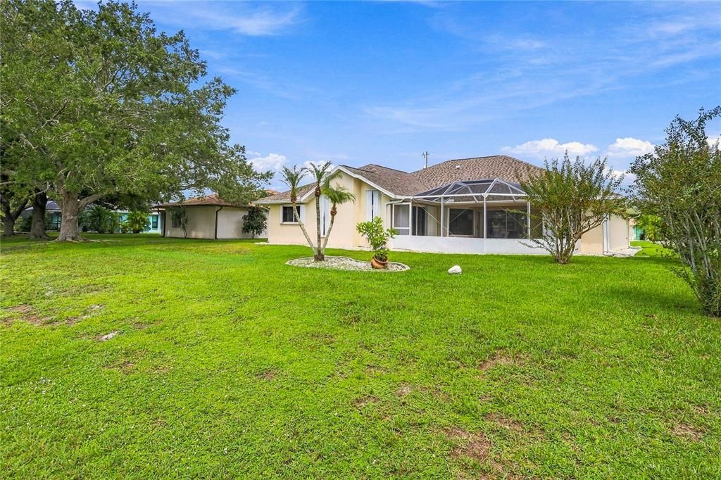 For Sale: $368,000 (3 beds, 2 baths, 2118 Square Feet)