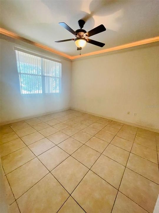 En Renta: $1,895 (4 camas, 3 baños, 1950 Pies cuadrados)