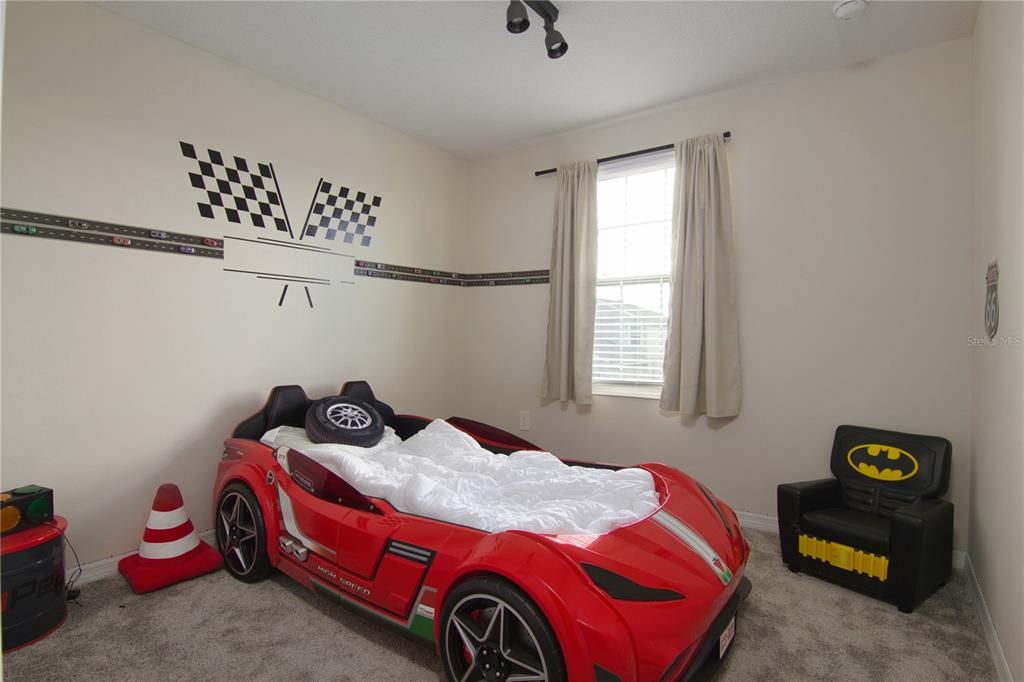 В аренду: $3,000 (4 спален, 2 ванн, 1860 Квадратных фут)