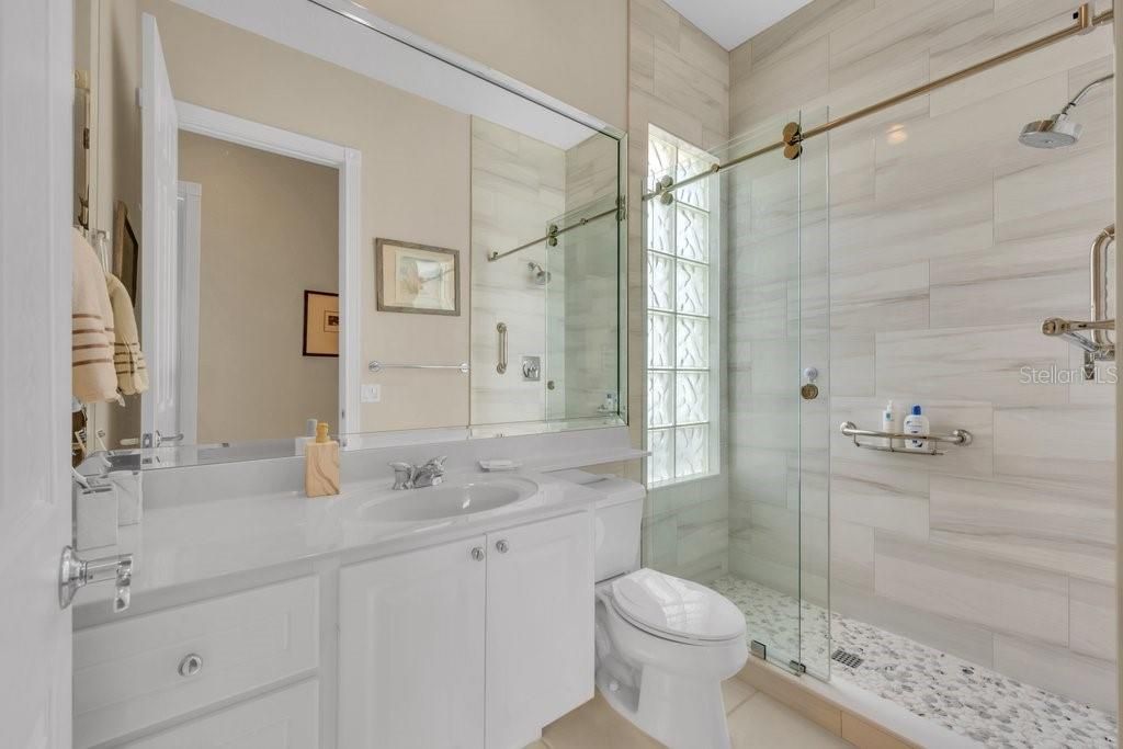 For Sale: $635,000 (3 beds, 2 baths, 2008 Square Feet)