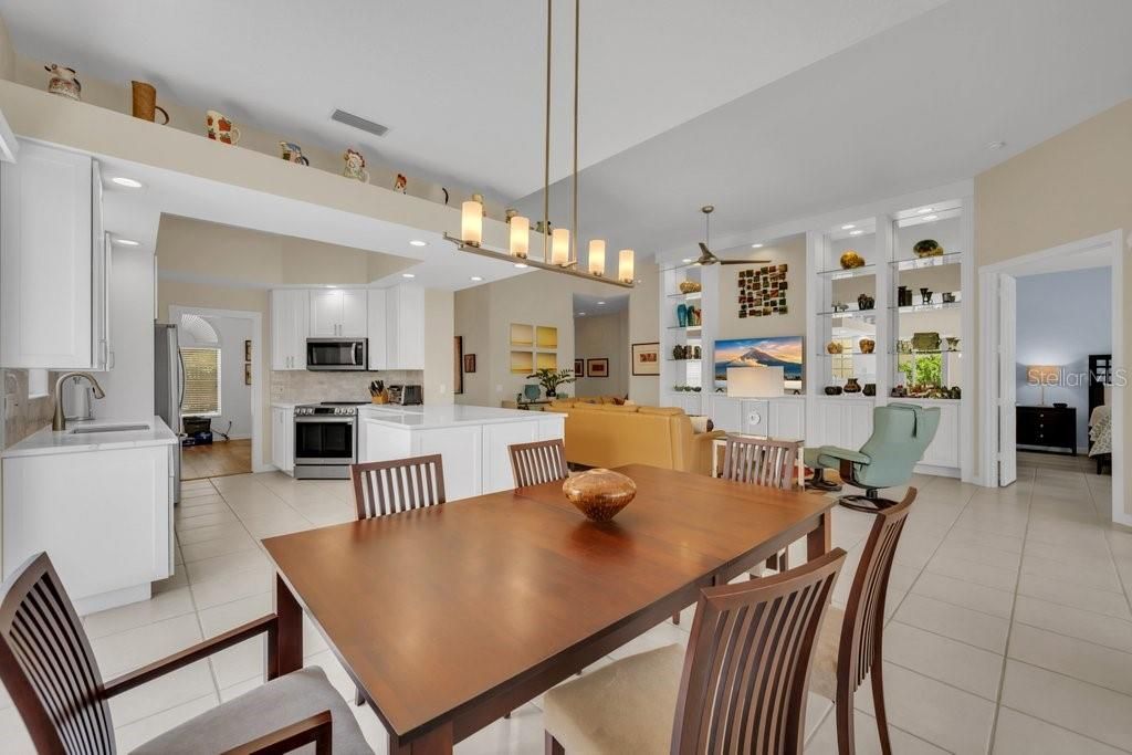 For Sale: $635,000 (3 beds, 2 baths, 2008 Square Feet)