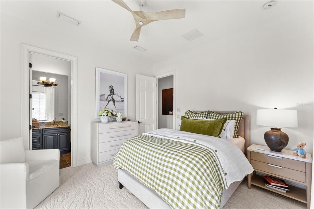 For Sale: $1,549,000 (4 beds, 4 baths, 4094 Square Feet)