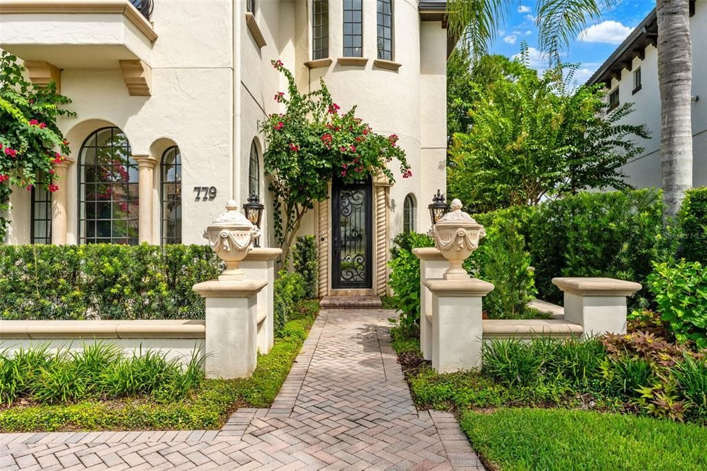 For Sale: $1,549,000 (4 beds, 4 baths, 4094 Square Feet)