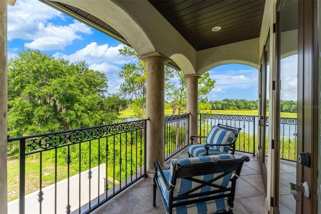 For Sale: $1,549,000 (4 beds, 4 baths, 4094 Square Feet)