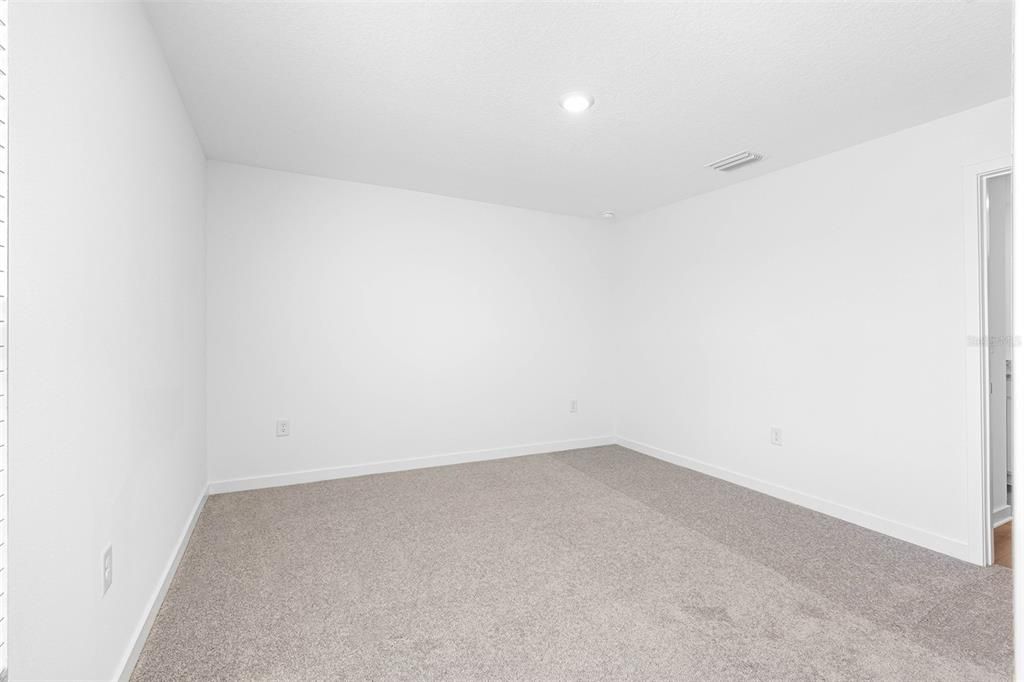 En Venta: $382,900 (4 camas, 3 baños, 1981 Pies cuadrados)
