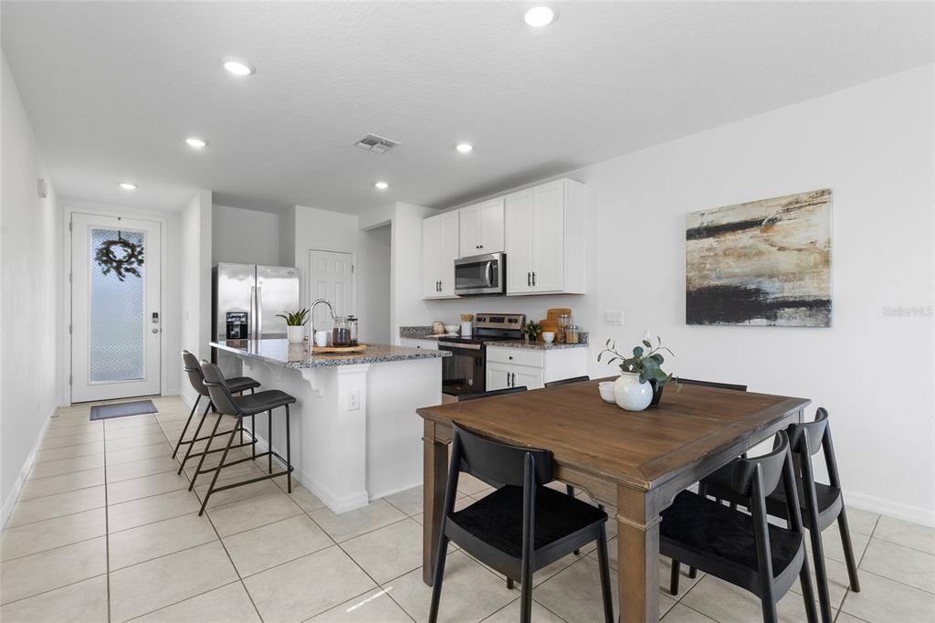 En Venta: $294,900 (3 camas, 2 baños, 1269 Pies cuadrados)