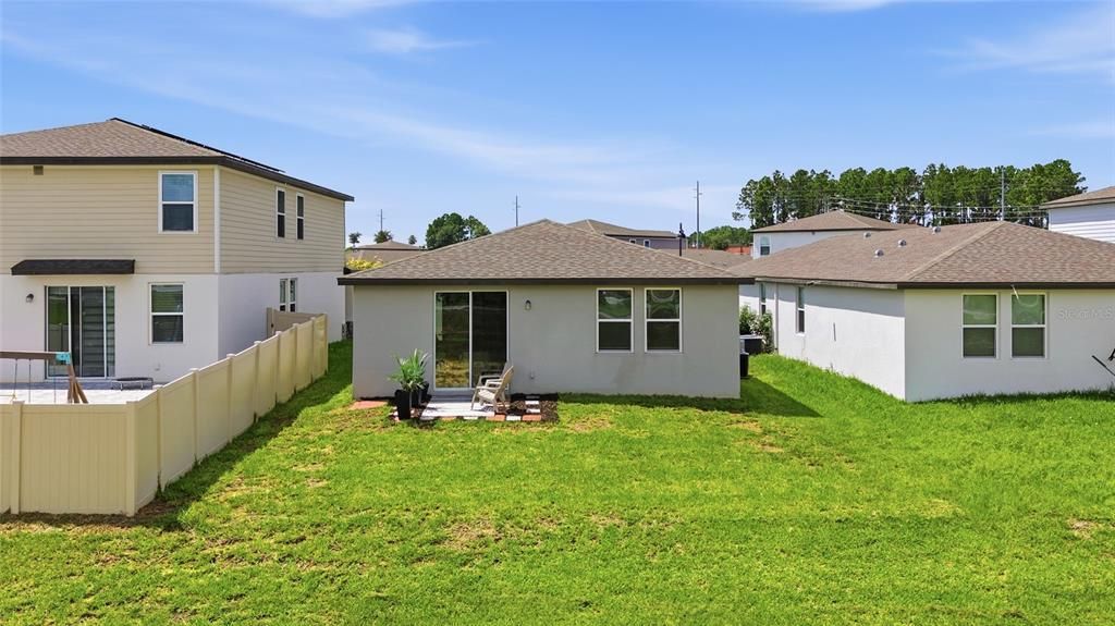 En Venta: $294,900 (3 camas, 2 baños, 1269 Pies cuadrados)