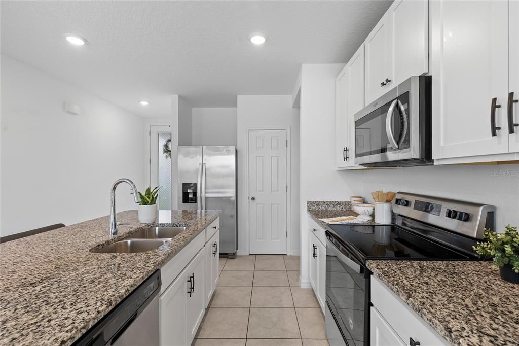 En Venta: $294,900 (3 camas, 2 baños, 1269 Pies cuadrados)