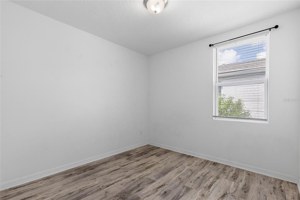 En Venta: $294,900 (3 camas, 2 baños, 1269 Pies cuadrados)