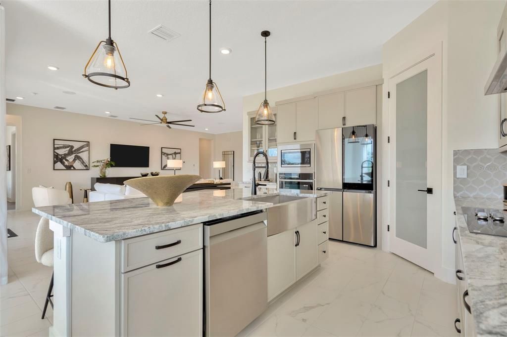 For Sale: $721,063 (4 beds, 3 baths, 2473 Square Feet)