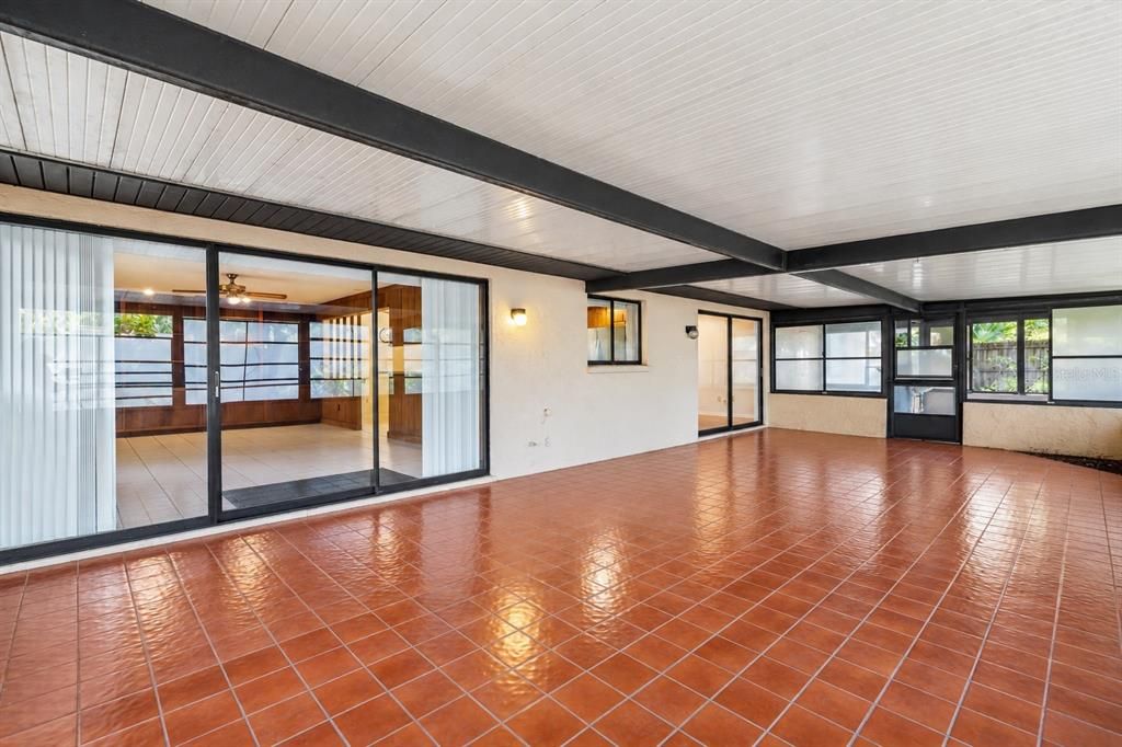 En Venta: $425,000 (3 camas, 2 baños, 1595 Pies cuadrados)