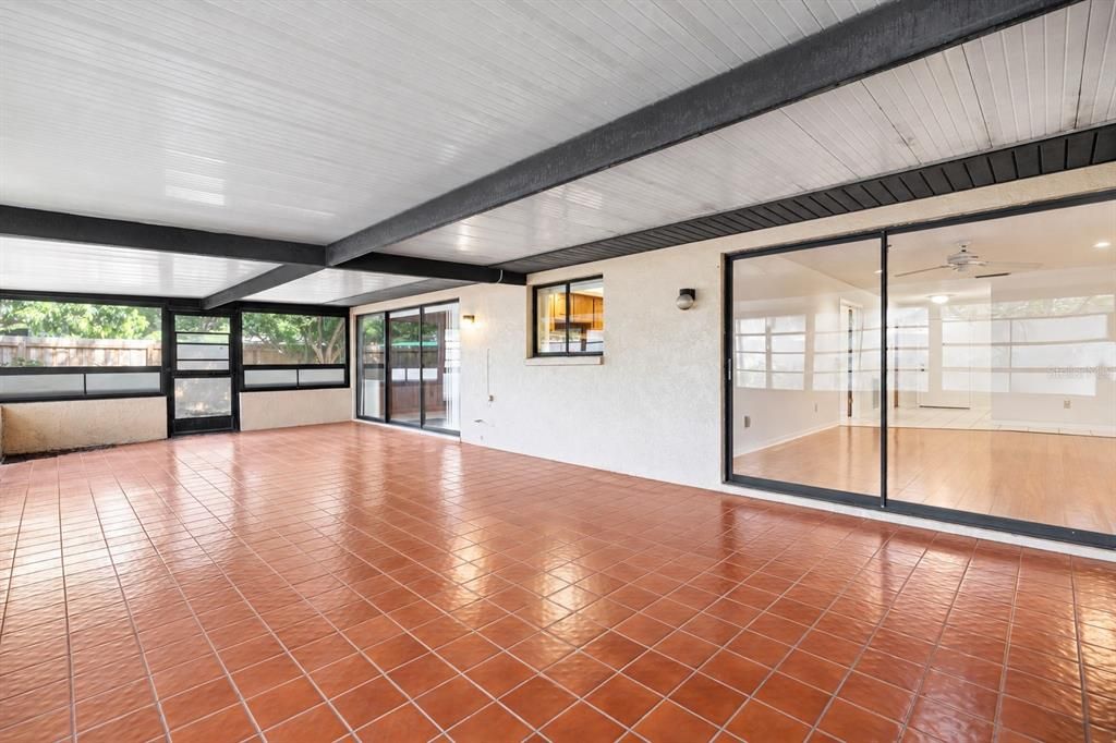 En Venta: $425,000 (3 camas, 2 baños, 1595 Pies cuadrados)
