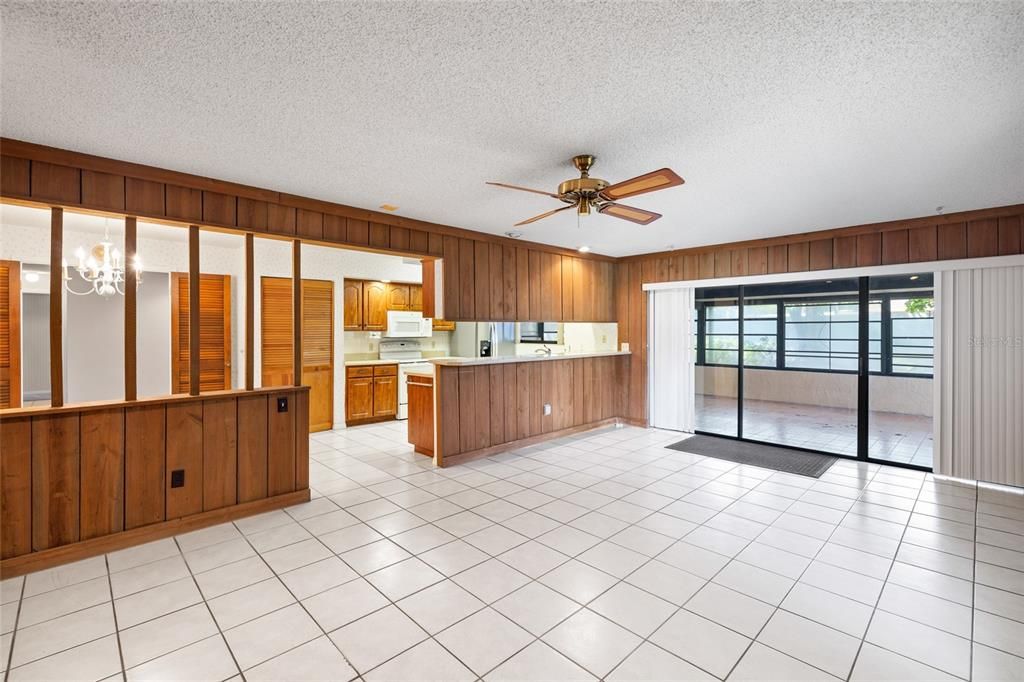 En Venta: $425,000 (3 camas, 2 baños, 1595 Pies cuadrados)