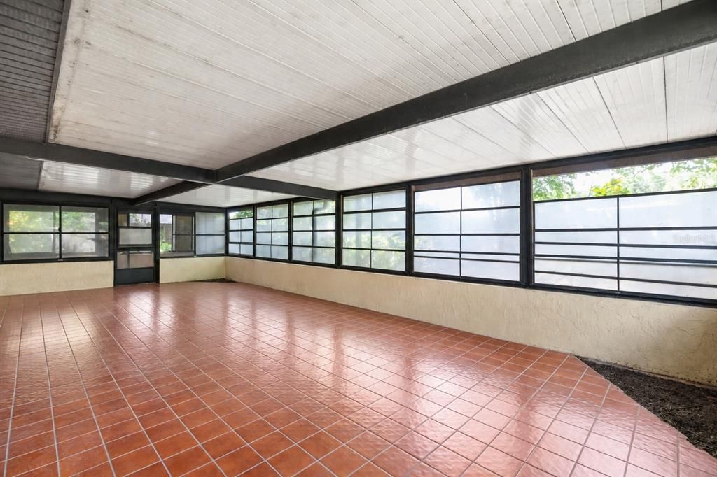 En Venta: $425,000 (3 camas, 2 baños, 1595 Pies cuadrados)