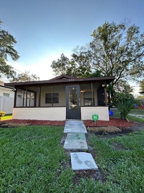 For Sale: $179,900 (2 beds, 1 baths, 682 Square Feet)