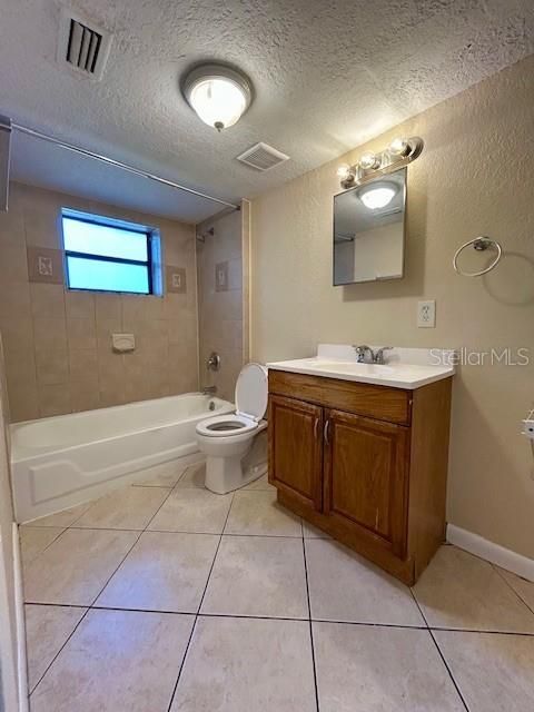 For Sale: $179,900 (2 beds, 1 baths, 682 Square Feet)