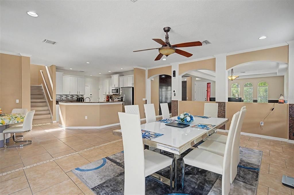 For Sale: $515,000 (5 beds, 3 baths, 3073 Square Feet)