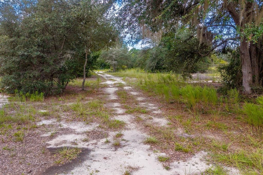 En Venta: $212,000 (12.91 acres)