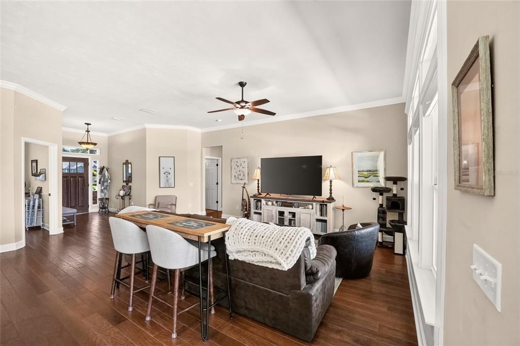 For Sale: $459,900 (3 beds, 2 baths, 2174 Square Feet)