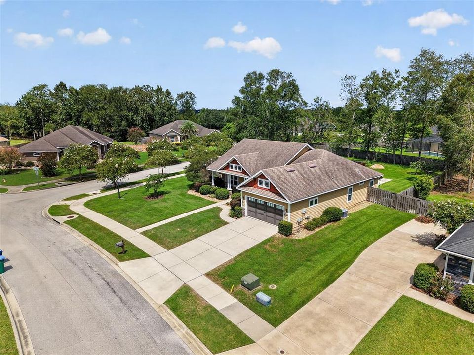 For Sale: $459,900 (3 beds, 2 baths, 2174 Square Feet)