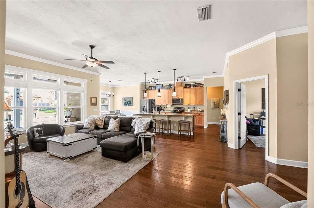 For Sale: $459,900 (3 beds, 2 baths, 2174 Square Feet)