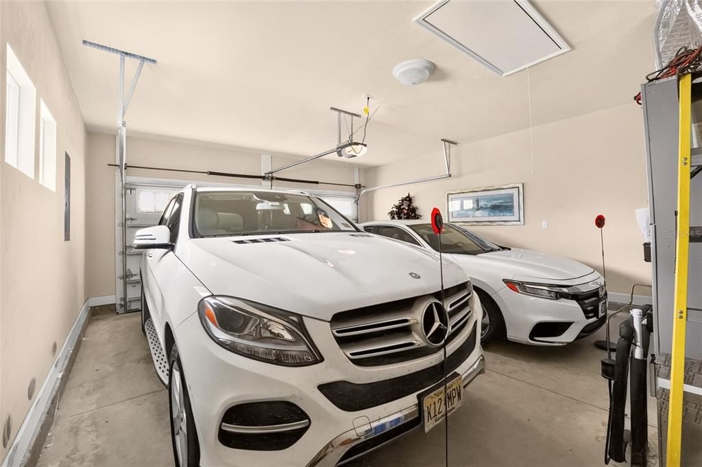 For Sale: $459,900 (3 beds, 2 baths, 2174 Square Feet)