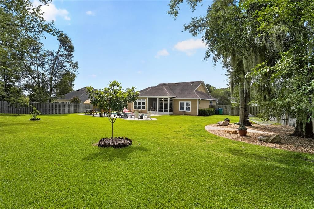 For Sale: $459,900 (3 beds, 2 baths, 2174 Square Feet)