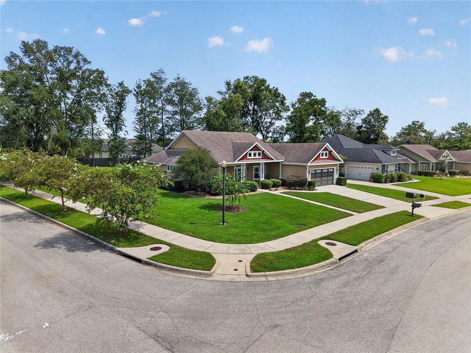 For Sale: $459,900 (3 beds, 2 baths, 2174 Square Feet)