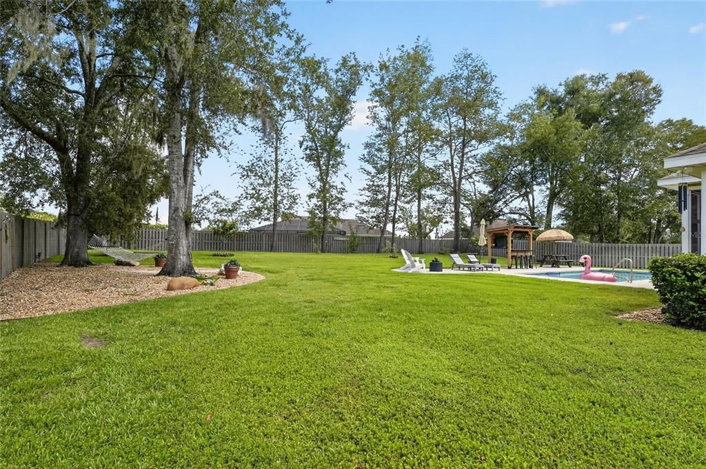 For Sale: $459,900 (3 beds, 2 baths, 2174 Square Feet)