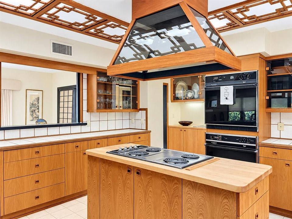 En Venta: $3,250,000 (4 camas, 4 baños, 5995 Pies cuadrados)