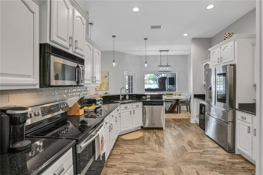 For Sale: $765,000 (3 beds, 2 baths, 2678 Square Feet)