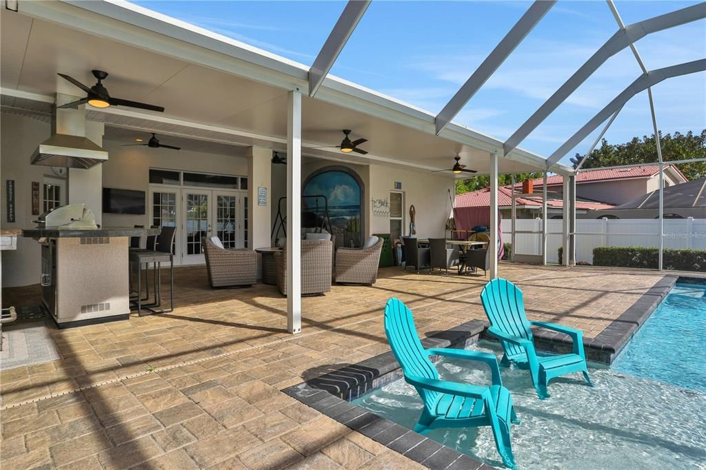 For Sale: $765,000 (3 beds, 2 baths, 2678 Square Feet)